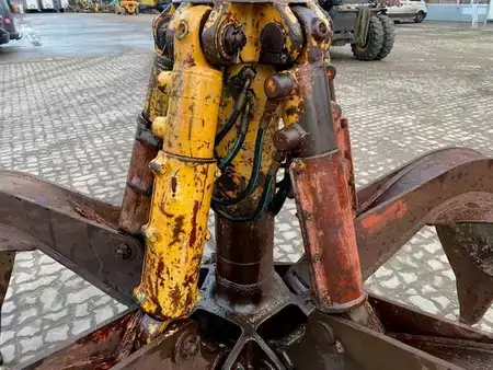 Přídavná zařízení 0 Liebherr Polypgreifer ex. Liebherr / Fuchs (99002566) (10)