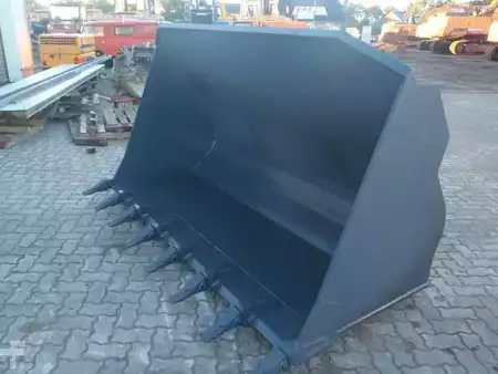 Aggregat 0 Fuhrmann (0348) 2.8 cbm A.E.I Schaufel (1)