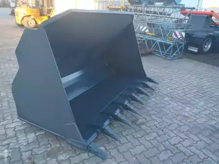Aggregat 0 Fuhrmann (0348) 2.8 cbm A.E.I Schaufel (6)