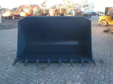 Aggregat 0 Fuhrmann (0348) 2.8 cbm A.E.I Schaufel (7)
