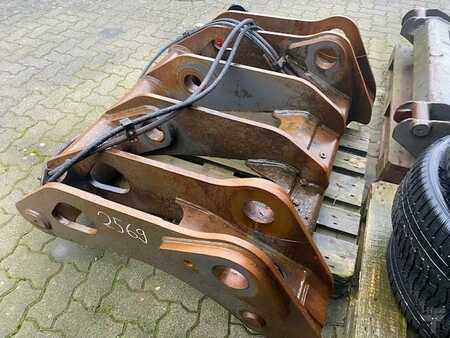 Anbauteile 0 Volvo (2569) Schnellwechsler / quick coupler (4)