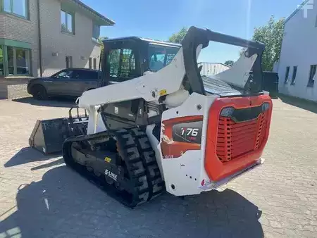 Kompaktní nakladače 2023 Bobcat T 76 Vollausstattung MIETE / RENTAL (12005887) (2)