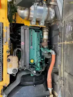 Excavadoras de ruedas 2017 Volvo EW 160 E (12005978) (18)