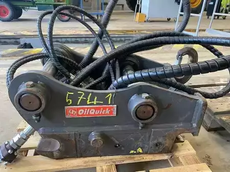 Accessoires 2019 OilQuick (5741) gebr. SW OilQuick OQ 65 (2)