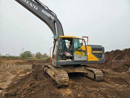 Kettenbagger 2019 Volvo EC 250 E NL MIETE / RENTAL (12001053) (1)