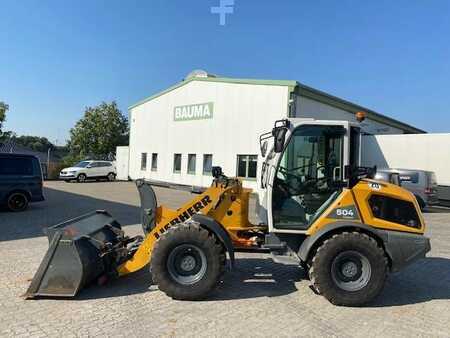 Kolové nakladače 2022 Liebherr L 504 C MIETE / RENTAL (12001791) (1)