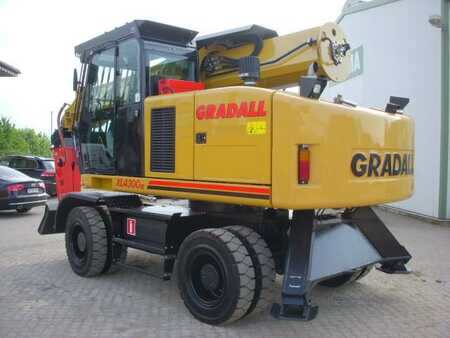 Gradall XL 4300