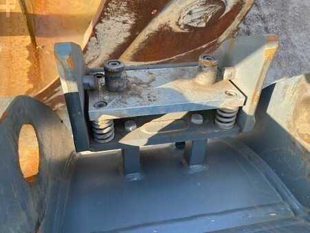 Attrezzatura 0 Liebherr (99001958) 0.85  m Tieflöffel / bucket SW 33 (8)