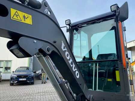 Mini-koparki 2023 Volvo EC 20 E MIETE / RENTAL (12)