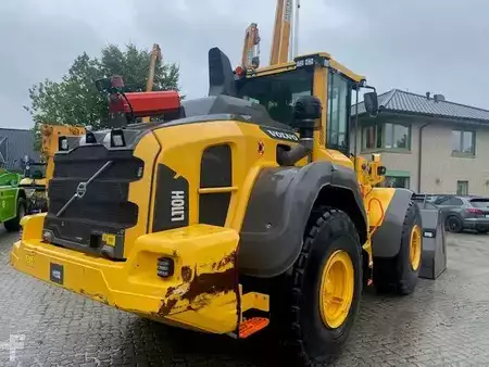 Kolové nakladače 2023 Volvo L 110 H (12005910) (4)