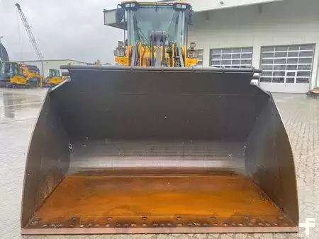 Kolové nakladače 2023 Volvo L 110 H (12005910) (7)