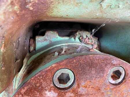 Přídavná zařízení 0 Montabert BRV 43 (12)