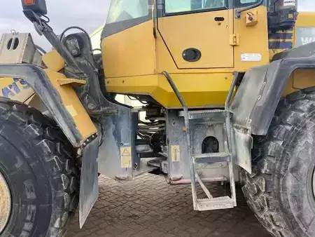 Pyöräkuormaajat 2008 Komatsu WA 200-5 (12005680) (11)