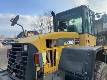 Pyöräkuormaajat 2008 Komatsu WA 200-5 (12005680) (15)