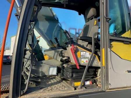 Rupsgraafmachines 2019 Volvo EC 250 E NL MIETE / RENTAL (12001056) (20)