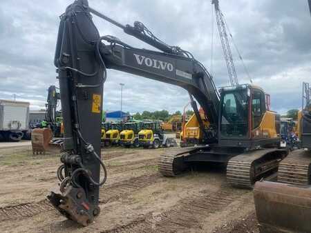 Rupsgraafmachines 2019 Volvo EC 220 E L MIETE / RENTAL (12001052) (1)