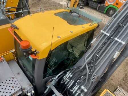 Rupsgraafmachines 2019 Volvo EC 220 E L MIETE / RENTAL (12001052) (18)