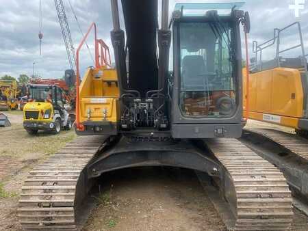 Rupsgraafmachines 2019 Volvo EC 220 E L MIETE / RENTAL (12001052) (8)