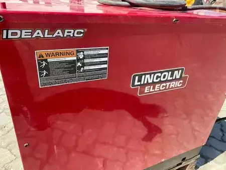 Altri 2012 Lincoln (1146) IDEALARC DC 400 (6)