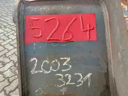 [div] (5264) 1.35 m TL / bucket S70