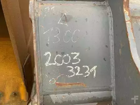 [div] (5264) 1.35 m TL / bucket S70