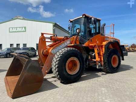 Chargeuse sur pneus 2014 Doosan DL 300-3 (12005349) (1)
