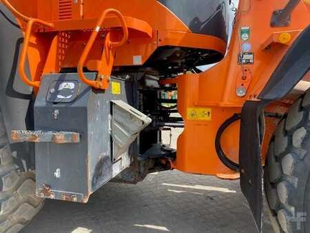 Chargeuse sur pneus 2014 Doosan DL 300-3 (12005349) (18)