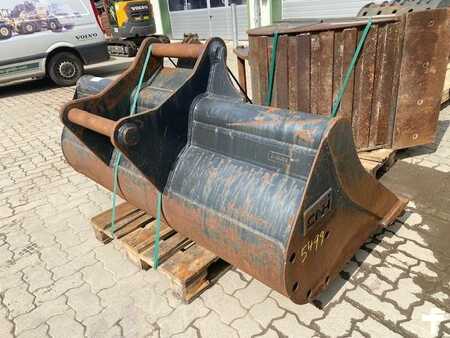 Přídavná zařízení 0 VTN (12005499) 1.80 m starrer GL / digging bucket OQ 6 (1)