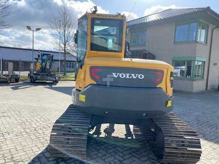 Koparki gąsienicowe 2017 Volvo ECR 88 D MIETE / RENTAL (12002098) (4)