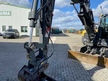 Koparki gąsienicowe 2017 Volvo ECR 88 D MIETE / RENTAL (12002098) (9)