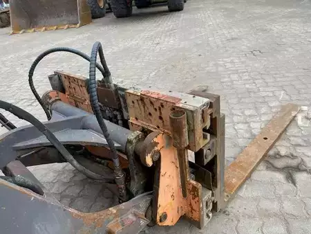 Vedlegg 0 Volvo (5317) hydr. verst. Palettengabel / forks (5)