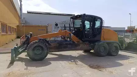 Graders 2025 Case 836 D AWD MIETE / RENTAL (1)