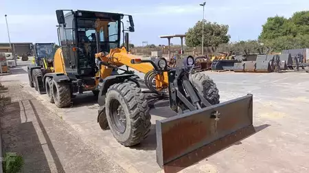 Graders 2025 Case 836 D AWD MIETE / RENTAL (4)