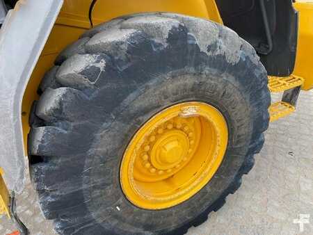 Kolové nakladače 2017 Volvo L 90 H MIETE / RENTAL (12002215) (13)