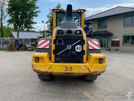 Kolové nakladače 2017 Volvo L 90 H MIETE / RENTAL (12002215) (3)