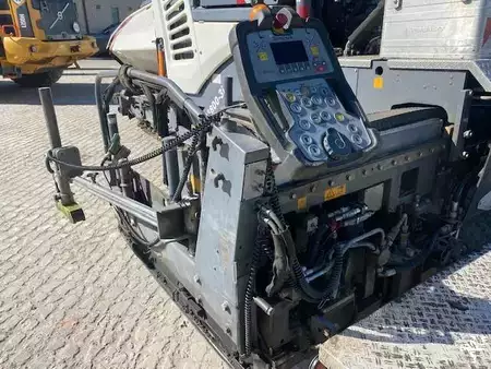 Radfertiger 2017 VÖGELE S 1800-3i MIETE / RENTAL (12005763) (15)