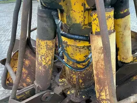 Attachments 0 Peiner Polypgreifer ex. Liebherr A 954 (99002567) (12)