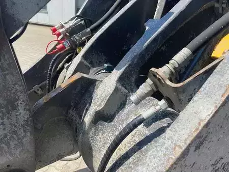 Pyöräkuormaajat 2018 Volvo L 90 H LongBoom (12005890) (10)