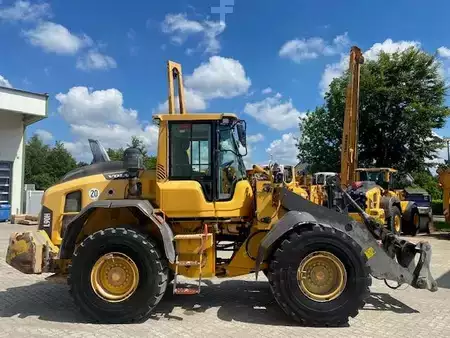 Pyöräkuormaajat 2018 Volvo L 90 H LongBoom (12005890) (5)