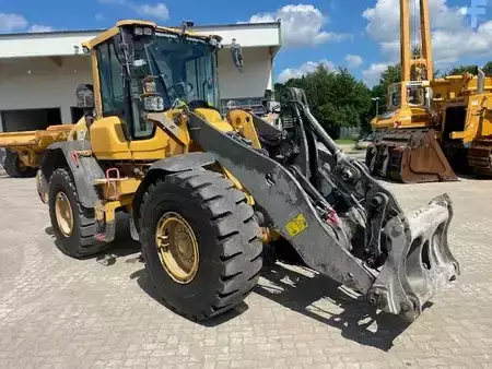 Pyöräkuormaajat 2018 Volvo L 90 H LongBoom (12005890) (6)