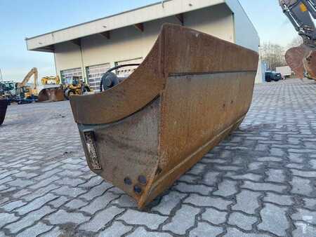 Påbygningsaggregater 2019 Lehnhoff (5302) Grabenlöffel / ditch-cleaning-bucket (4)