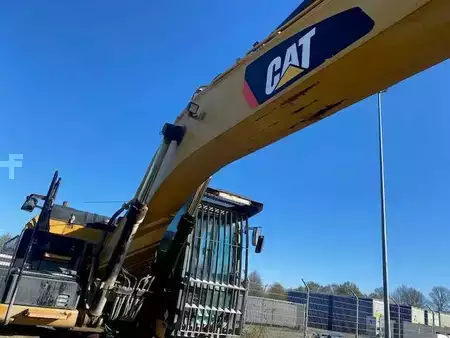 Escavatori cingolati 2015 Caterpillar 324 E LN Motorschaden (12005781) (15)