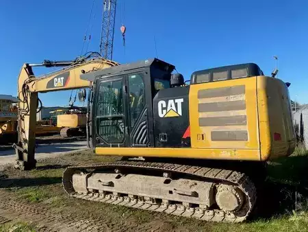 Escavatori cingolati 2015 Caterpillar 324 E LN Motorschaden (12005781) (3)