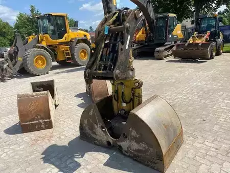 Attachments 0 HGT (5448) 0.80 m Greifer DCS4-800 (10)