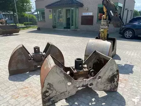 Attachments 0 HGT (5448) 0.80 m Greifer DCS4-800 (17)