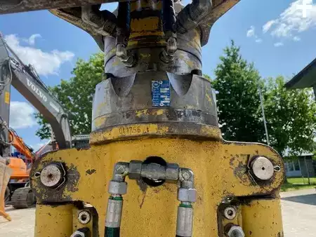 Attachments 0 HGT (5448) 0.80 m Greifer DCS4-800 (7)