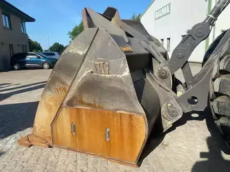 Wheel Loaders 2021 Volvo L 150 H top Zustand (12005892) (10)
