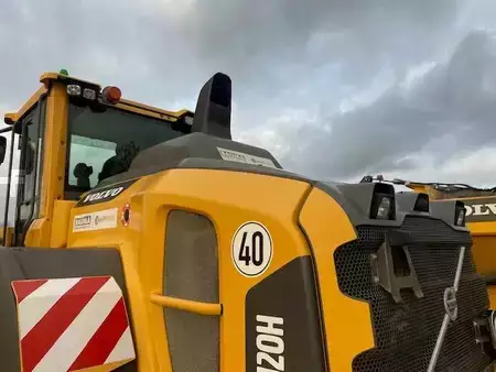 Chargeuse sur pneus 2019 Volvo L 120 H MIETE / RENTAL (12001008) (11)