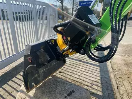 Minibagry 2024 LiuGong 9027 FE Electric, SW OQ 30 MIETE / RENT (12005252) (8)
