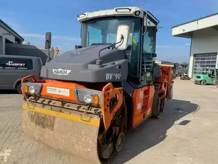Tandemové válce 2015 Hamm DV+ 90i V/O MIETE / RENTAL (12000619) (1)